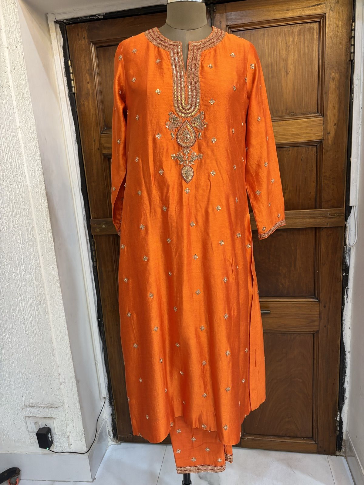Tangerine Zardozi Suit with Pink Dupatta - view 4