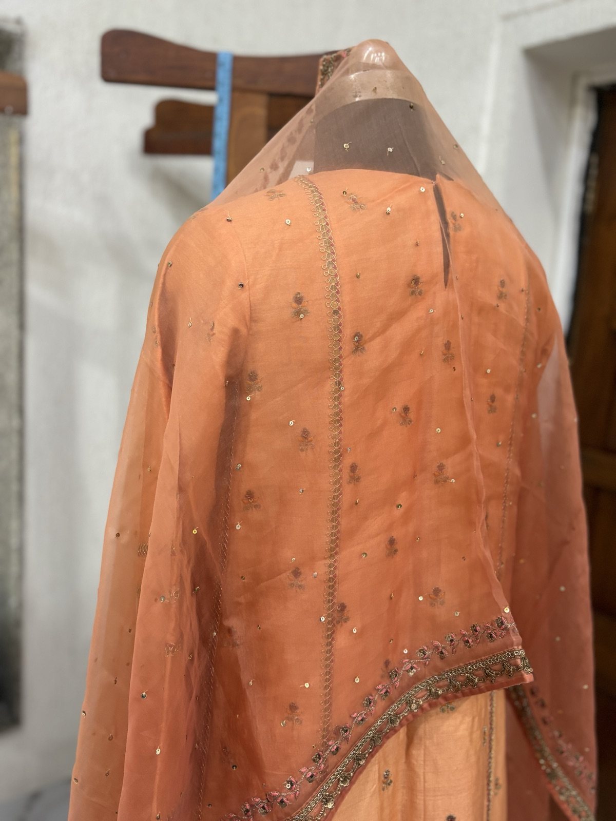 Peach Kurta Set with Embroidered Organza Dupatta - view 4